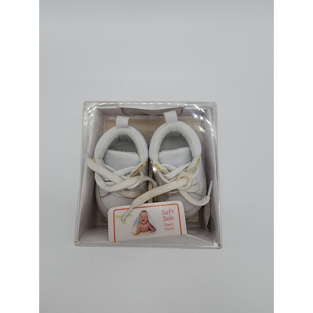 Wee Essentials Y2k Baby Soft Sole White High Top Sneakers Crib Shoes Size 0 NIB